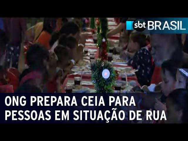 Ceia de Natal comunitária é organizada por ONG em São Paulo capital | SBT Brasil (19/12/23)