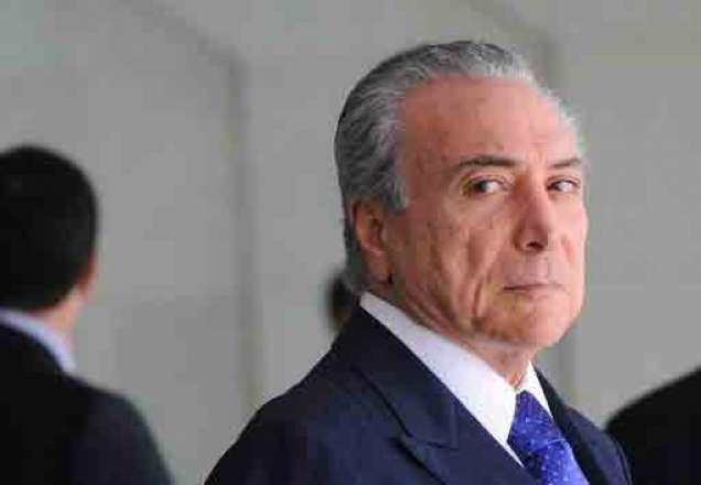 Justiça autoriza viagem de Temer em missão ao Líbano