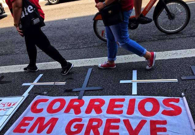 TST reajusta salários nos Correios e determina fim da greve