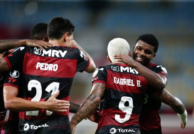 Eugênio Leal comenta classificação do Flamengo às oitavas de final