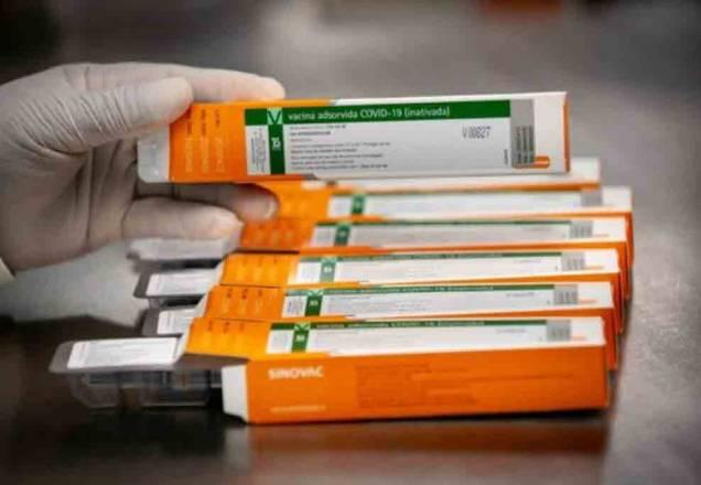 Governo pagaria cerca de R$ 57 por cada dose da CoronaVac