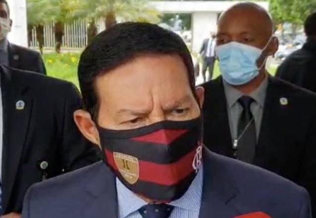 Operação contra crimes ambientais na Amazônia vai até abril, diz Mourão