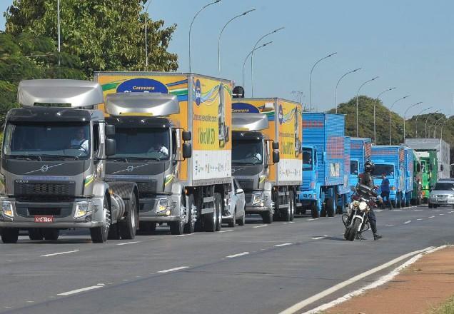 Campanha alerta caminhoneiros sobre roubo de cargas nas rodovias