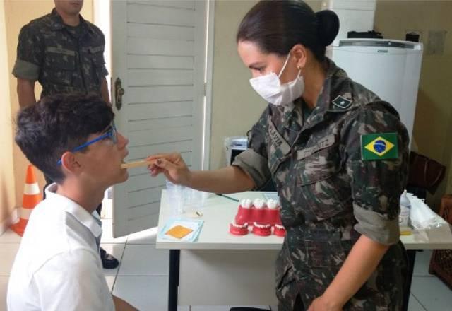 Governo terá logística militar na distribuição de vacinas