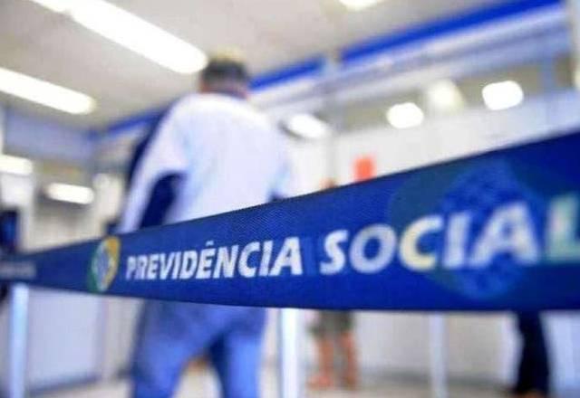 Aposentadorias acima do salário-mínimo são reajustadas em 5,45%