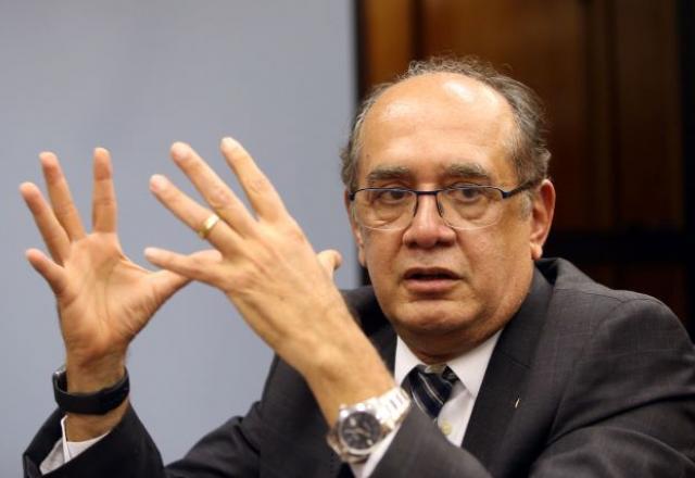 Gilmar Mendes sobre Pazuello: "Ele não se saiu muito bem"