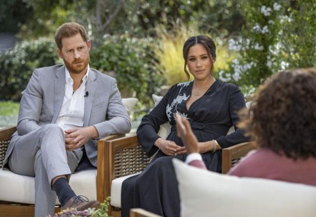 Príncipe Charles se irrita após entrevista de Harry na Oprah