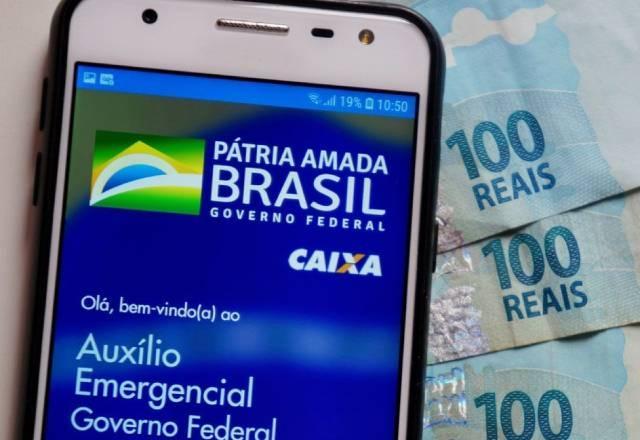 Caixa paga hoje auxílio emergencial a nascidos em fevereiro