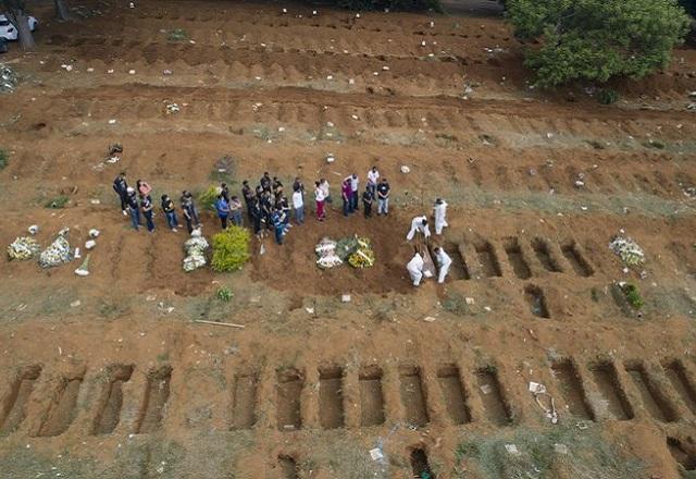 Brasil tem 27% do total de novas mortes por Covid no mundo, diz OMS