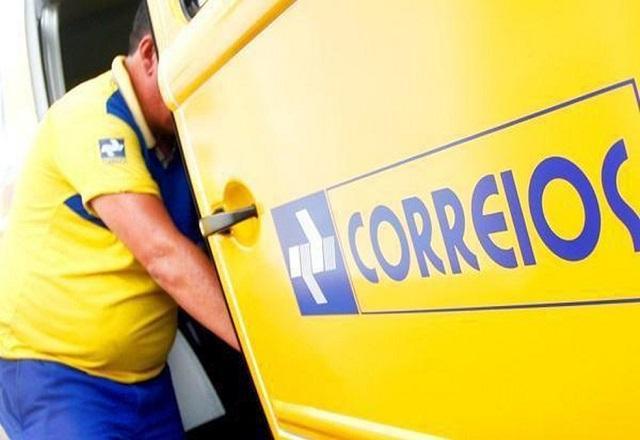 Câmara aprova urgência para projeto de privatização dos Correios