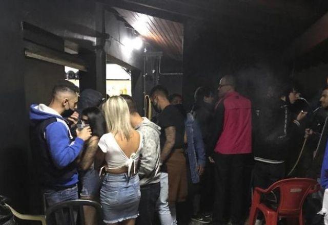 Festa clandestina com 150 pessoas é interrompida na Zona Leste de SP