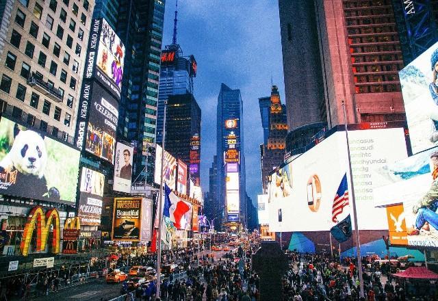 Nova York planeja imunizar turistas com vacina da Johnson & Johnson