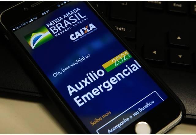 Liberado nesta 3ª feira saque do auxílio para quem nasceu em agosto