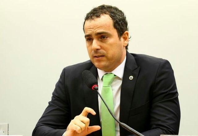 Presidente do Ibama é incluído em inquérito que investiga Ricardo Salles