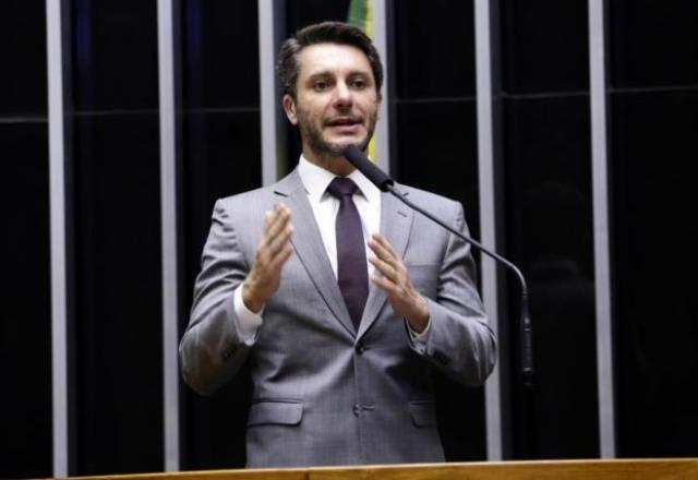 Deputado pede informação ao TCU sobre "relatórios paralelos"