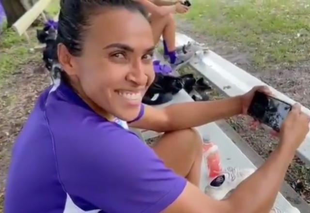 Marta chora de emoção ao ser convocada para 5ª Olimpíada