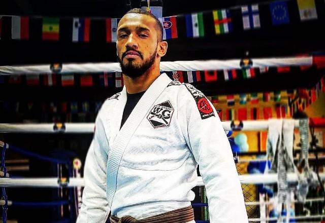 Namorada faz apelo após professor de jiu-jitsu ser detido na China