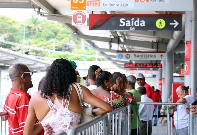 Covid-19: risco de infecção é maior em terminais de ônibus, diz estudo