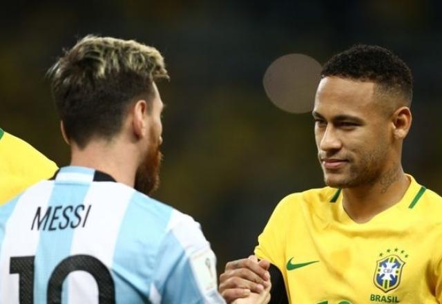 Neymar x Messi: craque argentino leva vantagem em confronto direto