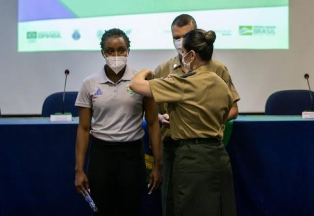 Atletas testam positivo para covid-19 e não vão competir em Tóquio