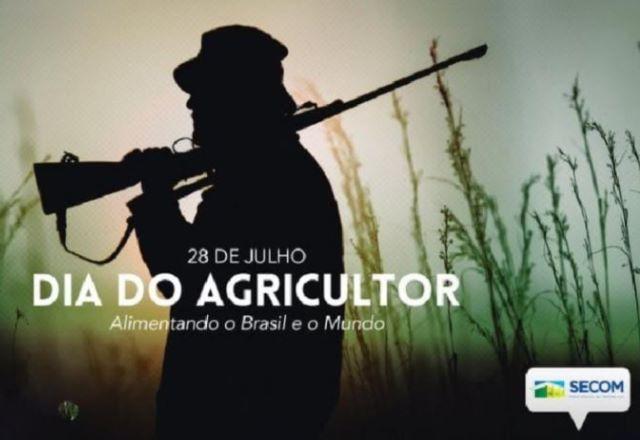 Ministra da Agricultura reage e Secom apaga post com foto de homem armado