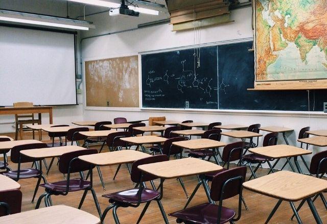 Alunos da rede pública estudam menos horas com o ensino remoto