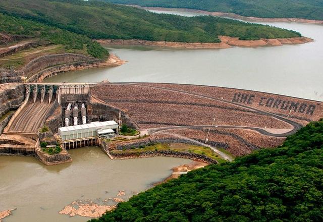 Escassez de chuva encarece conta de luz e alimentos no Brasil