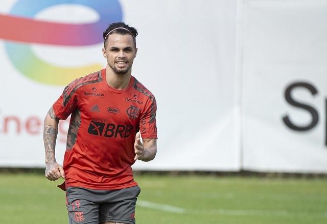 Michael, do Flamengo, revela ter pensado em suicídio durante má fase: "Gritei por socorro"