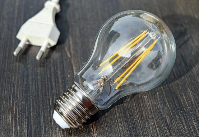 Conta de luz aumentou para 4 em cada 5 brasileiros, aponta Datafolha