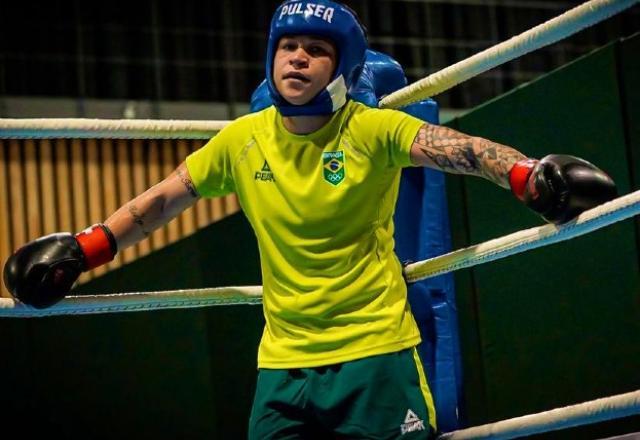 Bia Ferreira é derrotada por irlandesa e fica com a medalha de prata no boxe