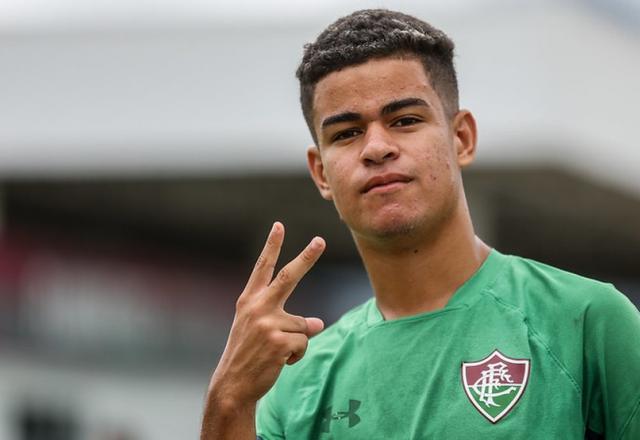 Caso Miguel: Fluminense acusa jogador de omitir salário