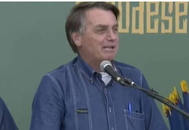 Bolsonaro nega ruptura, mas confirma participação em manifestações contra STF