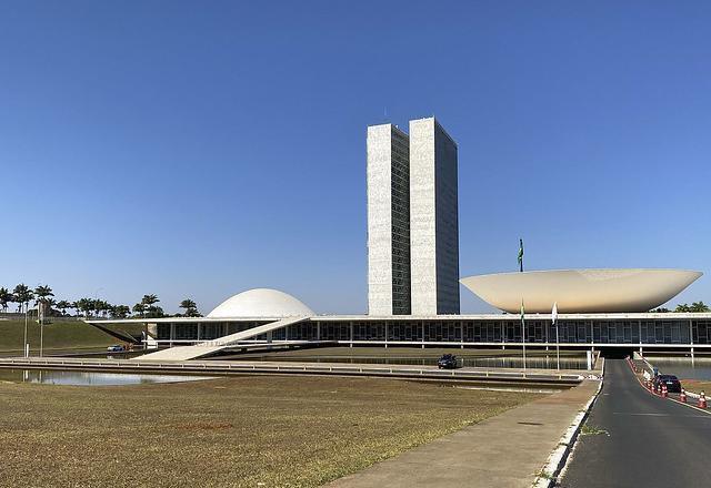 Senado decreta ponto facultativo na véspera do 7 de setembro