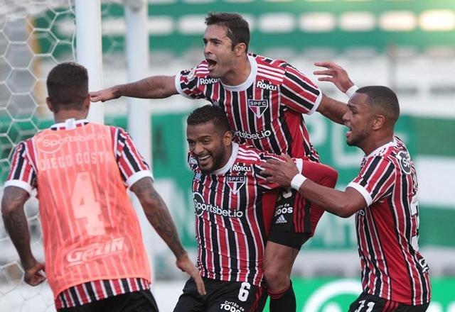 Autor do gol do São Paulo, Reinaldo lamenta empate com Juventude: "Gosto amargo"