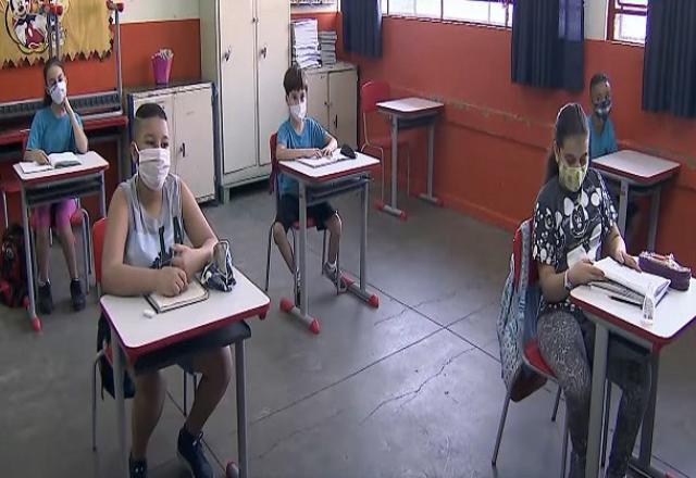 Mais de 5 milhões de jovens abandonaram a escola durante a pandemia