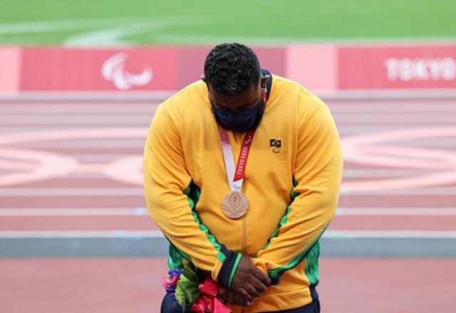 Thiago Paulino desabafa após ter medalha de ouro retirada nas Paralimpíadas: "Levei um golpe e muito forte"