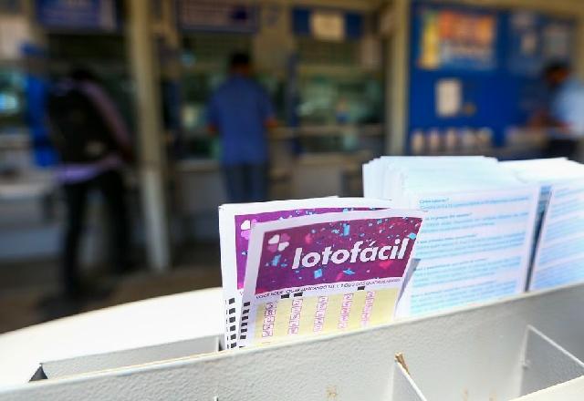 Lotofácil: 57 apostas acertam 15 dezenas e dividem mais de R$ 150 milhões