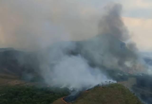 Polícia Civil de Goiás indicia quatro pessoas por incêndios na Chapada