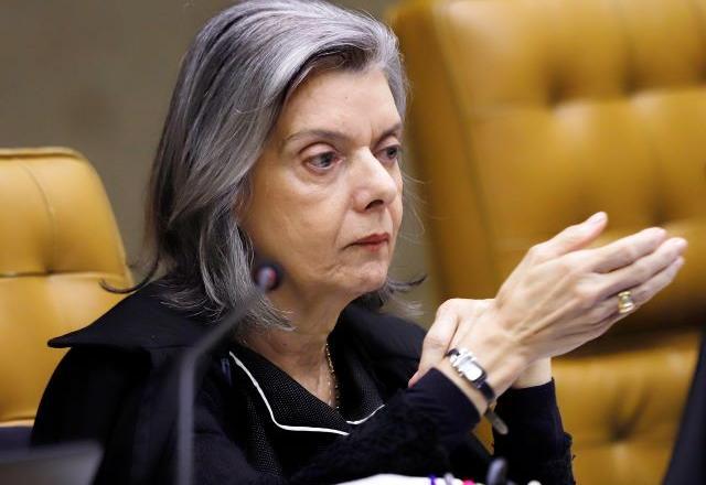 Cármen Lúcia manda PGR detalhar investigações do 7 de Setembro