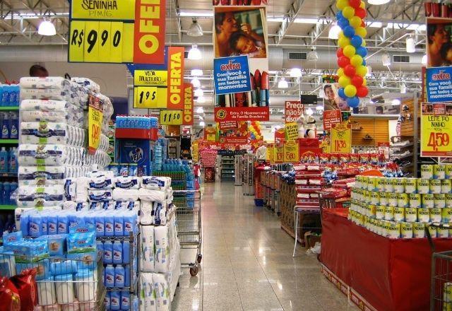 Unidades de supermercados no Brasil crescem 43,9% em 2021