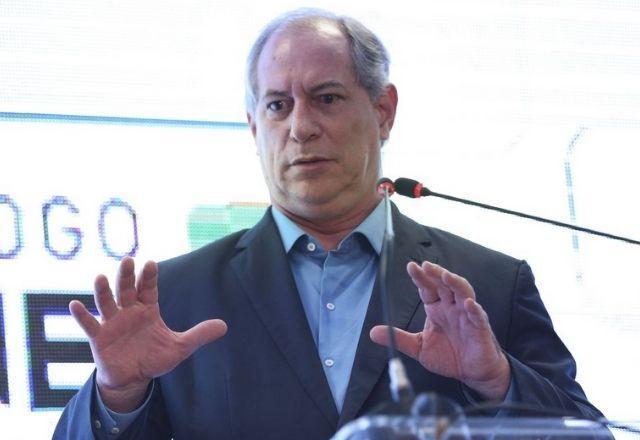 Ciro Gomes retoma pré-candidatura à Presidência da República