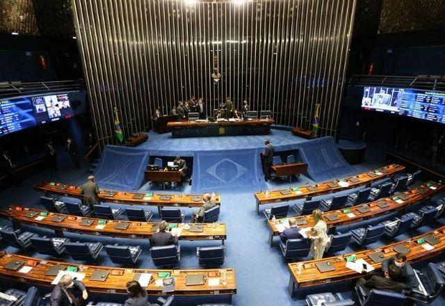 Senado aprova projeto que classifica injúria racial como racismo