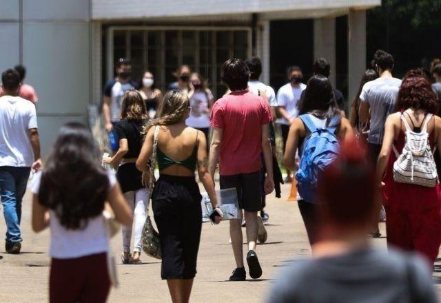 Enem 2021: estudantes fazem 2º dia de prova neste domingo