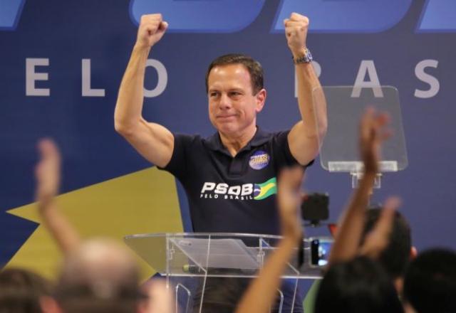 Em discurso de vitória, Doria chama Lula e Bolsonaro para embate