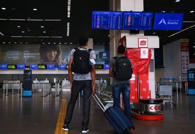 Exigência do passaporte de vacina está sendo feita por amostragem