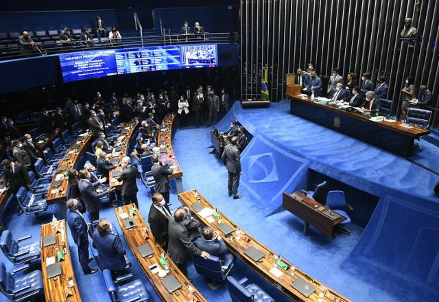 Após saída de Bezerra, Planalto tem três nomes para o cargo