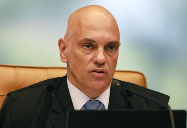 Moraes prorroga inquérito sobre suposta interferência de Bolsonaro na PF