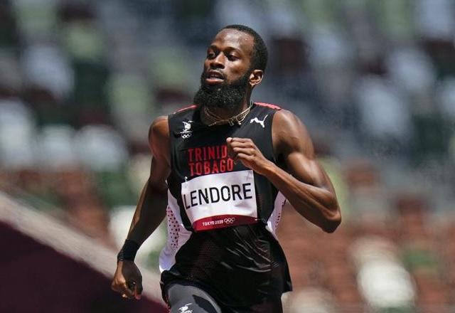 Medalhista olímpico morre em grave acidente de carro no Texas