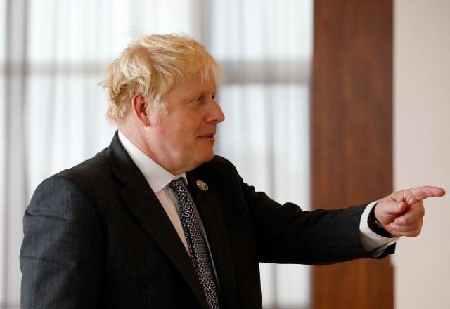 Reino Unido vai reduzir medidas de restrição, diz Boris Johnson