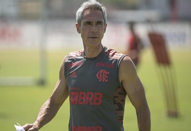 Flamengo busca consolidar desempenho com títulos, após frustrações de 2021